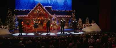 ♪ Here comes Santa Claus
Here comes Santa Claus ♪ - Meet Me Next Christmas
