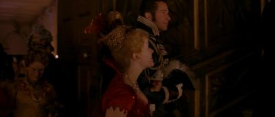 Here comes the famous Mrs. Crawley. - Vanity Fair