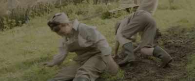 - Here, give me the eggs.
- (YELLS) - The Railway Children Return