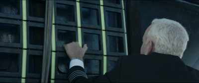 Here you go, Captain. This way. - Sully