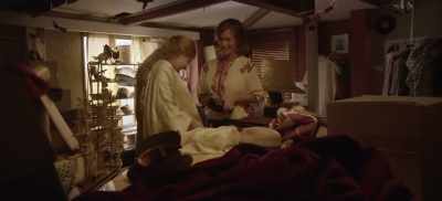 - Here you go. Ooh.
- (CHUCKLING) - Frayed