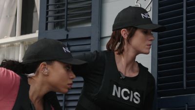 Here you go. - NCIS: New Orleans