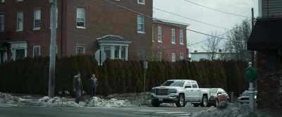 - Here we go.
- Yes, hold up, hold up, hold up, - Downeast