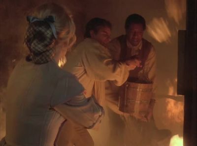 Here, here.
Give me the bucket. Come on. - Quantum Leap