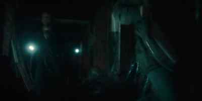 Here. Here. Through here. - Resident Evil