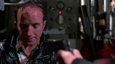 Here I'll help you. - The Lightship