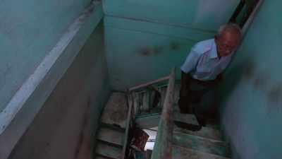 Here in Saigon, I tried to survive. - Stories of a Generation - with Pope Francis
