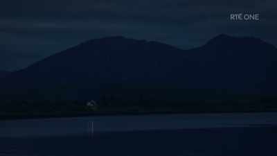 - Here she is.
- Bring her in! Out of the cold, come on. - North Sea Connection