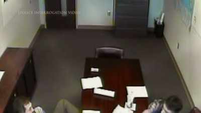 - Here he is.
- The middle of the interview, - Floribama Murders
