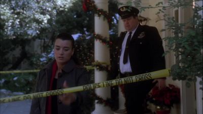 Here, let me, let me
help you with that. - NCIS