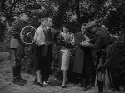 Here, Lieutenant, this is yours. - The Time of Their Lives