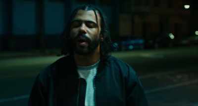 - Here. Look around.
- All right. All right. - Blindspotting