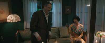 - Here.
- Merci. Maybe it will help me sleep. - Bihter: A Forbidden Passion