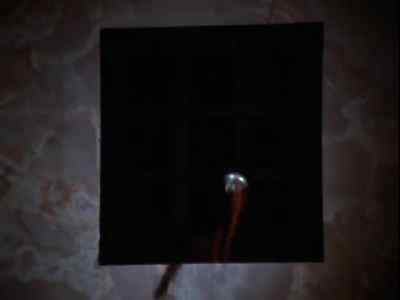 Here, pull this through... Gently. - Remington Steele