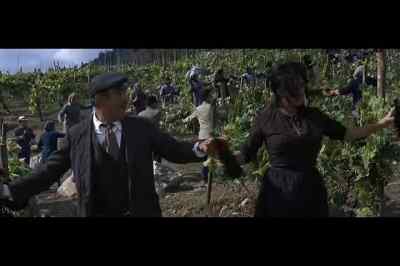 Here, take a rest. Rosa, how are you? - The Secret of Santa Vittoria