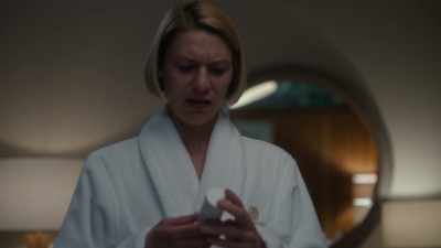 Here. Take an Ambien. - Fleishman Is in Trouble