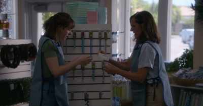 Here, take this.
Now keep your head forward, it'll help. - Horse Girl