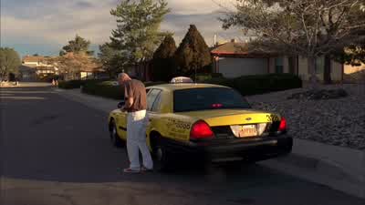 Here. DRIVER: Thank you, sir. - Breaking Bad