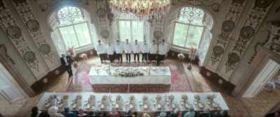 Here the imperial family, - Cook Up a Storm