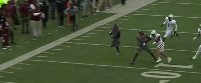 Here is the run and it is going to be a
touchdown - Coach Prime