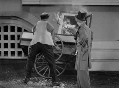 Here, wait a minute. - Duck Soup