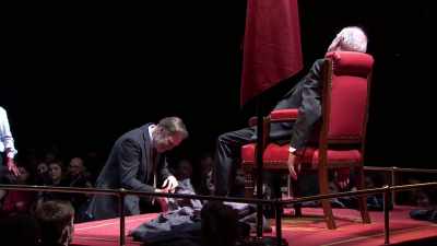 Here wast thou bayed, brave hart,
Here didst thou fall, - National Theatre Live: Julius Caesar