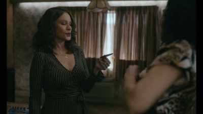 -Here is your key.
-Thank you. [gasps] - Griselda