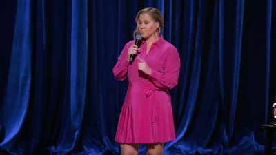 Here's a good thing. You are definitely
vaccinated for chicken pox. - Amy Schumer: Emergency Contact