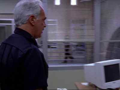 - Here's your mail. - Oz