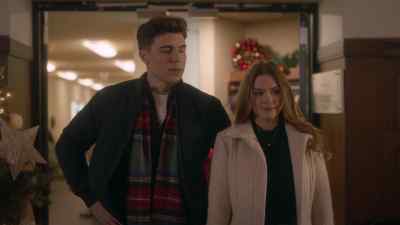 - Here's our photo.
- Can we? - Five Gold Rings