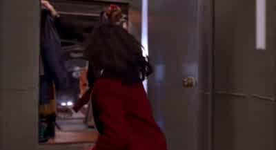 - Here's the green button. - Spy Kids