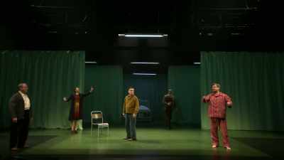 Here's the plan, right -
we are gonna read constitutions, - National Theatre Live: Nye