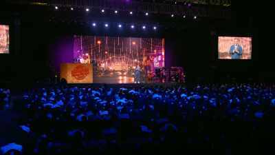 Here's what Indian parents
need to understand, - Russell Peters: Deported