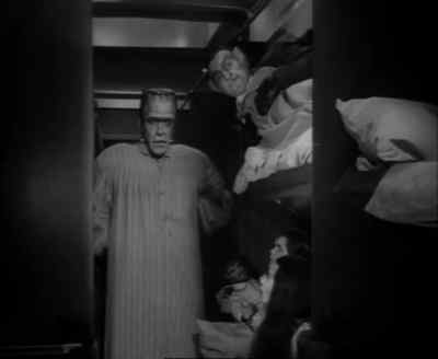 Herman, what's going
on? I don't know, dear. - The Munsters