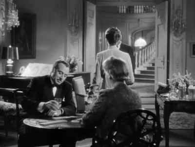 Herr Muller, all day a discussion
has been raging. - Watch on the Rhine