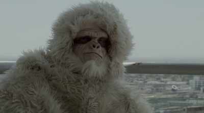 He's a crippled guy, can't walk, - Another Yeti a Love Story: Life on the Streets
