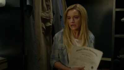 - He's a doctor and a nurse, - Dirty John