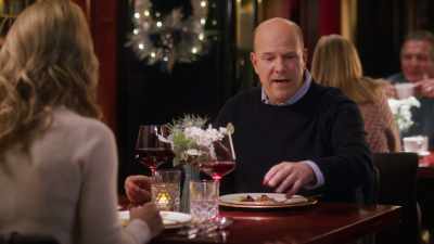 He's a financial genius - Fall Into Winter