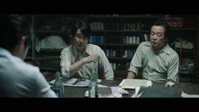 He's a Korean-Japanese
who worked with Lee Doo-Sam - The Drug King