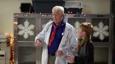 He's a little green
around the gills, - The Christmas High Note