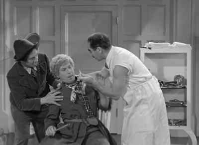 He's a singing doctor. - A Day at the Races