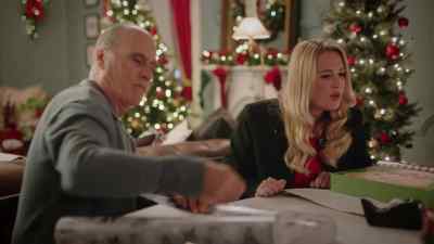 He's a single dad who
clearly loves his daughter, - Unwrapping Christmas: Tina's Miracle