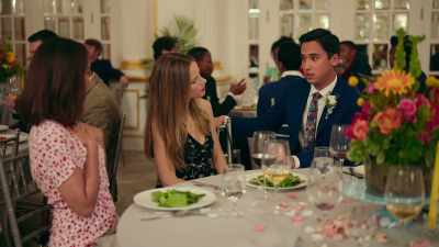 He's been divorced,
but the marriage was so short, - Daughter of the Bride