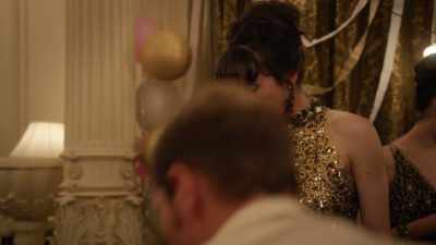 He's been shot. - Ms Fisher's Modern Murder Mysteries