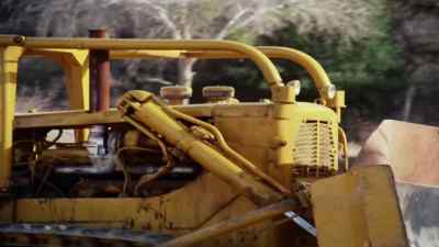 He's comin' fast! - Killdozer