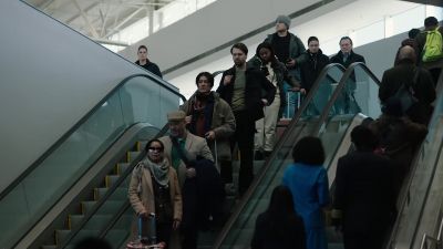 - He's coming down
the escalator. - FBI: Most Wanted