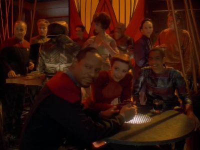 He's coming! - Star Trek: Deep Space Nine