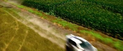 He's coming up behind us! Go! - Transformers: Age of Extinction