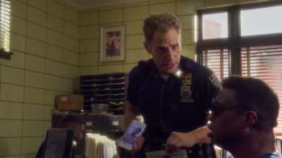 He's cut, right here above the tricep,
like mine, you see? - AJ and the Queen
