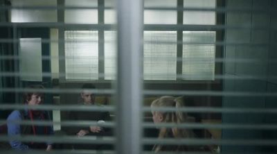 - He's dead, isn't he?
- He is, love. - Vera